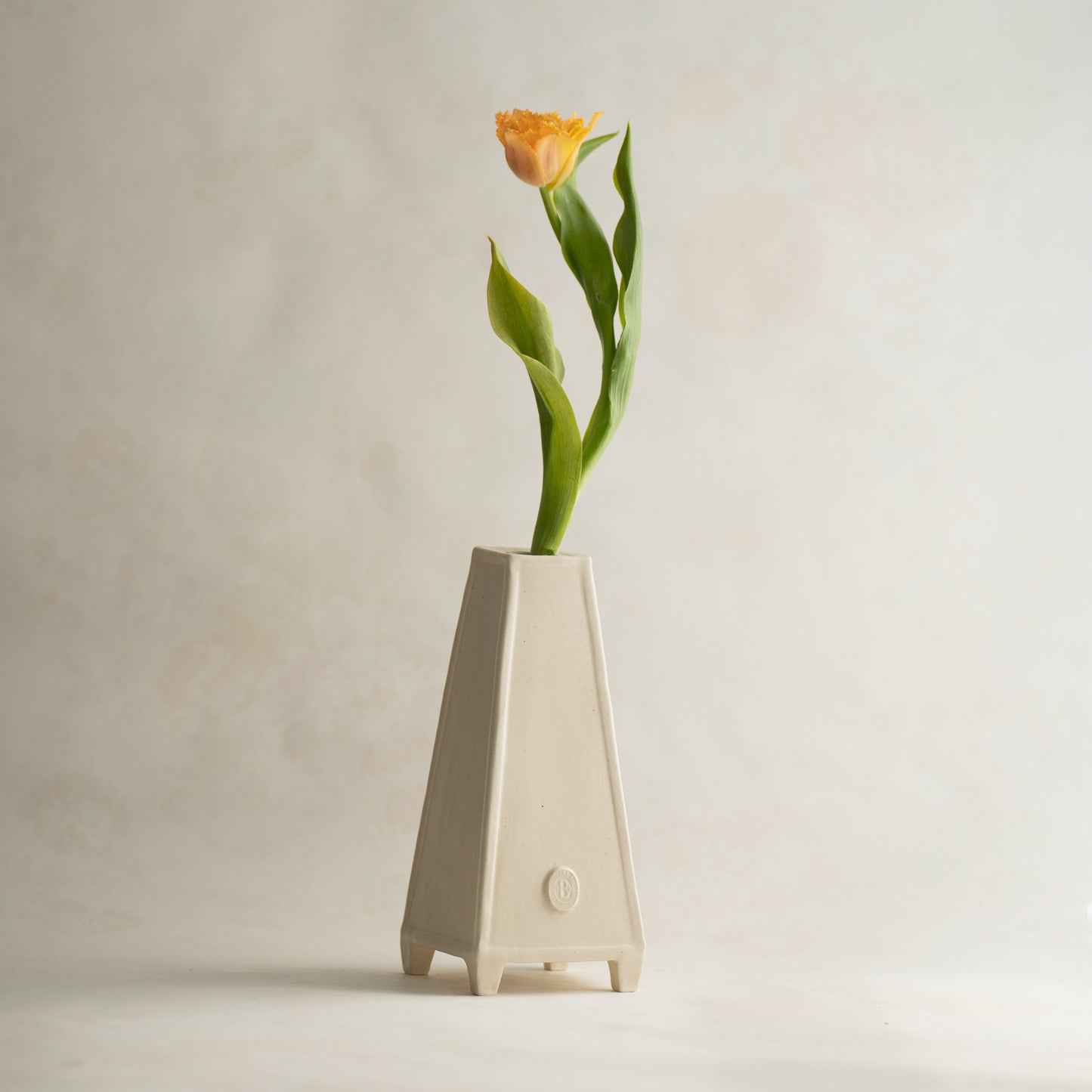 s perennial collection flower obelisk tulipiere