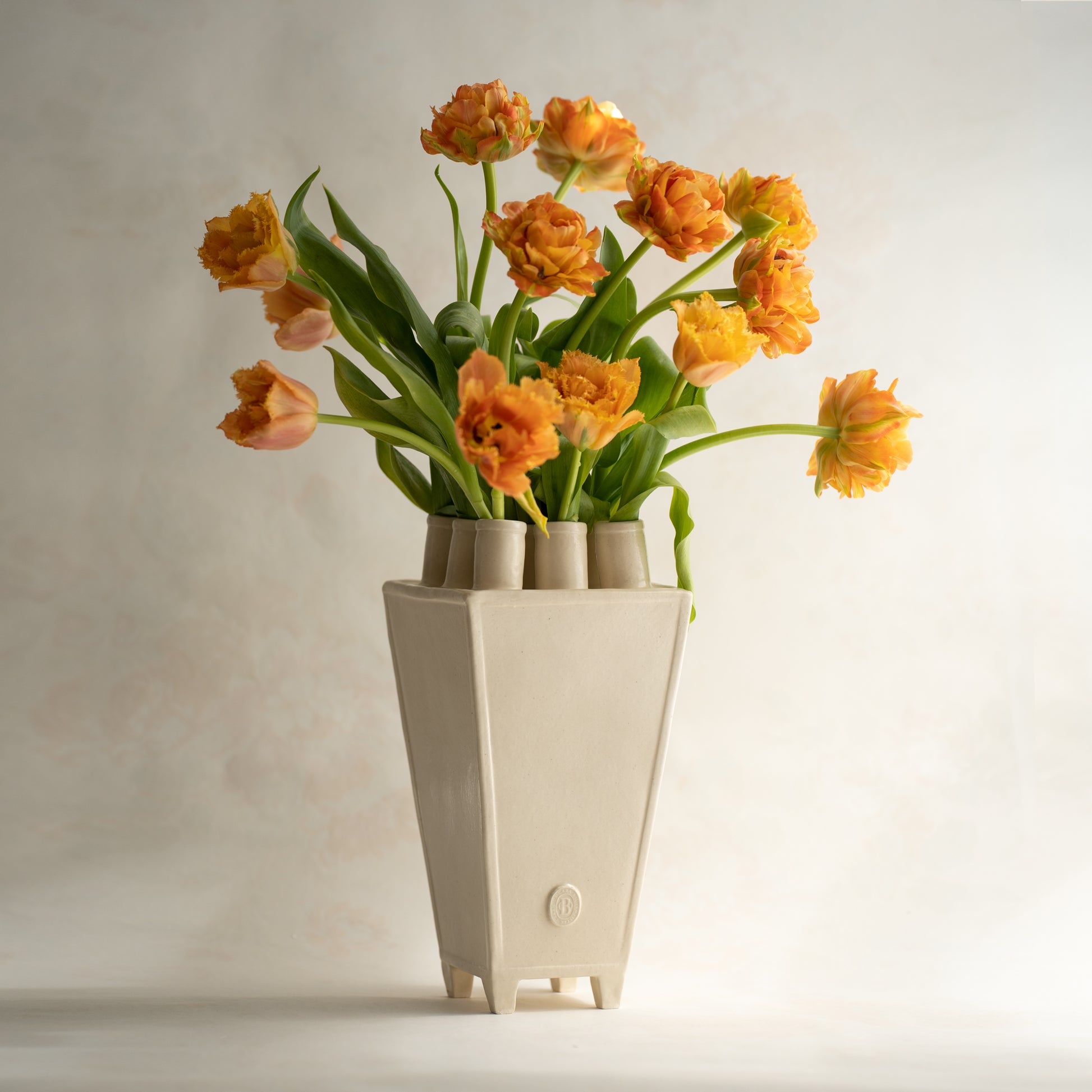 perennial collection flower silo vase tulipiere